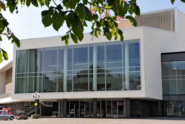 Theater im Pfalzbau