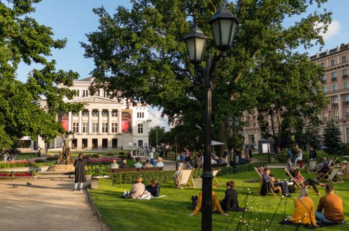 Soiree vor der Lettischen Nationaloper