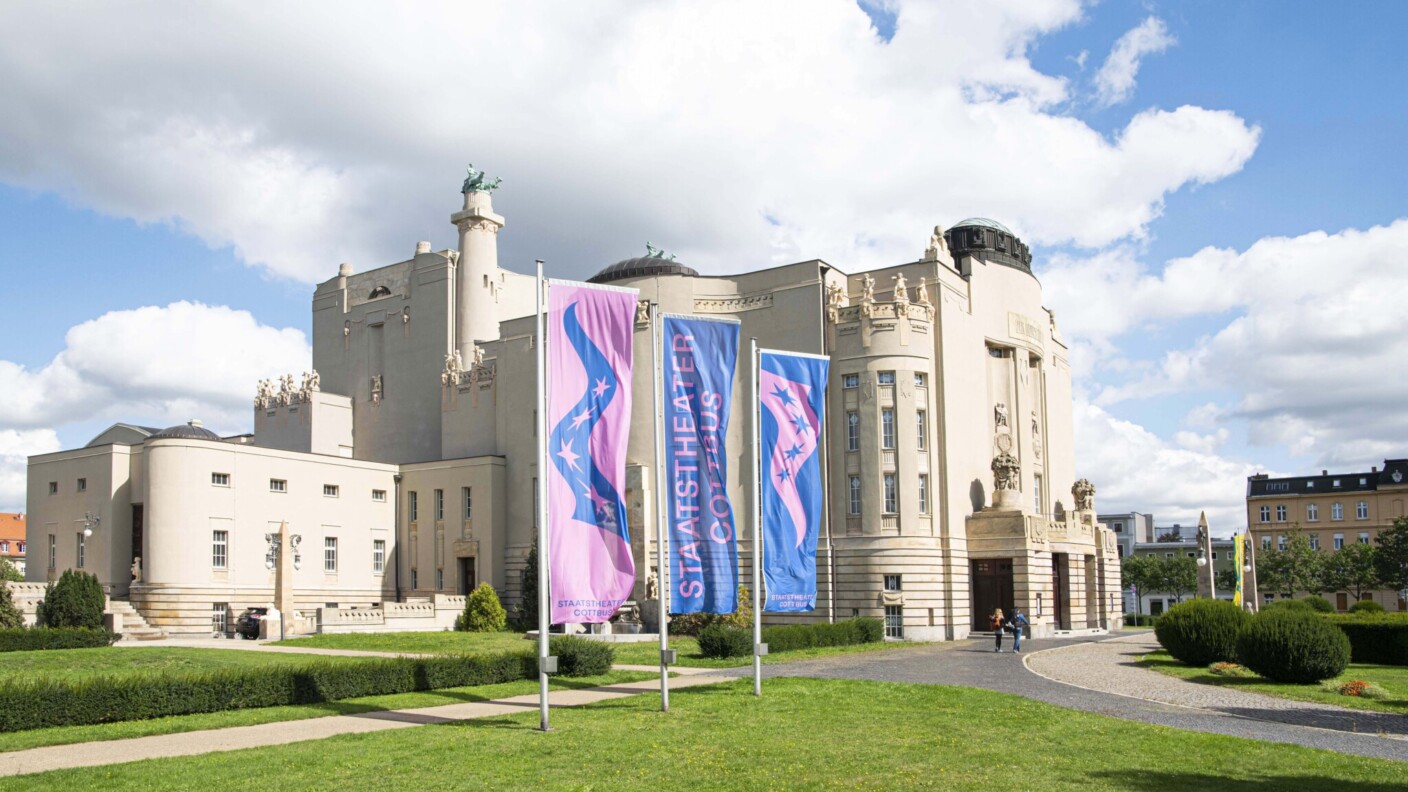 Am Staatstheater Cottbus denkt Michael Wilhelmi Francis Poulencs „La voix humaine“ weiter