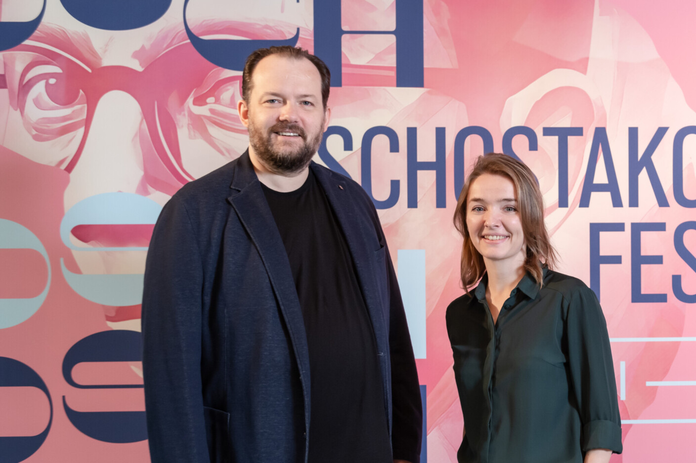 Geballte Schostakowitsch-Kompetenz: Gewandhauskapellmeister Andris Nelsons und Dirigentin Anna Rakitina